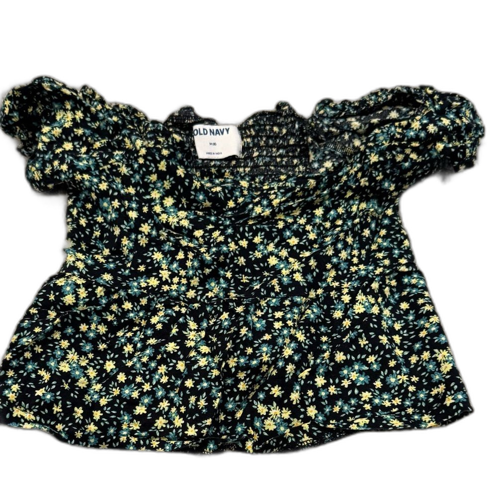 Old Navy Kids Floral Black Top - M